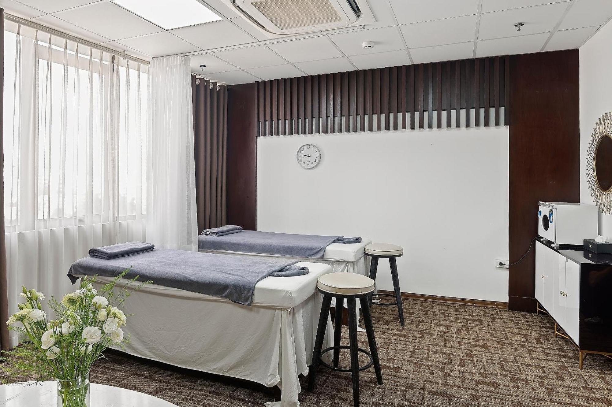 22Land Residence Hotel & Spa Hanoi Buitenkant foto