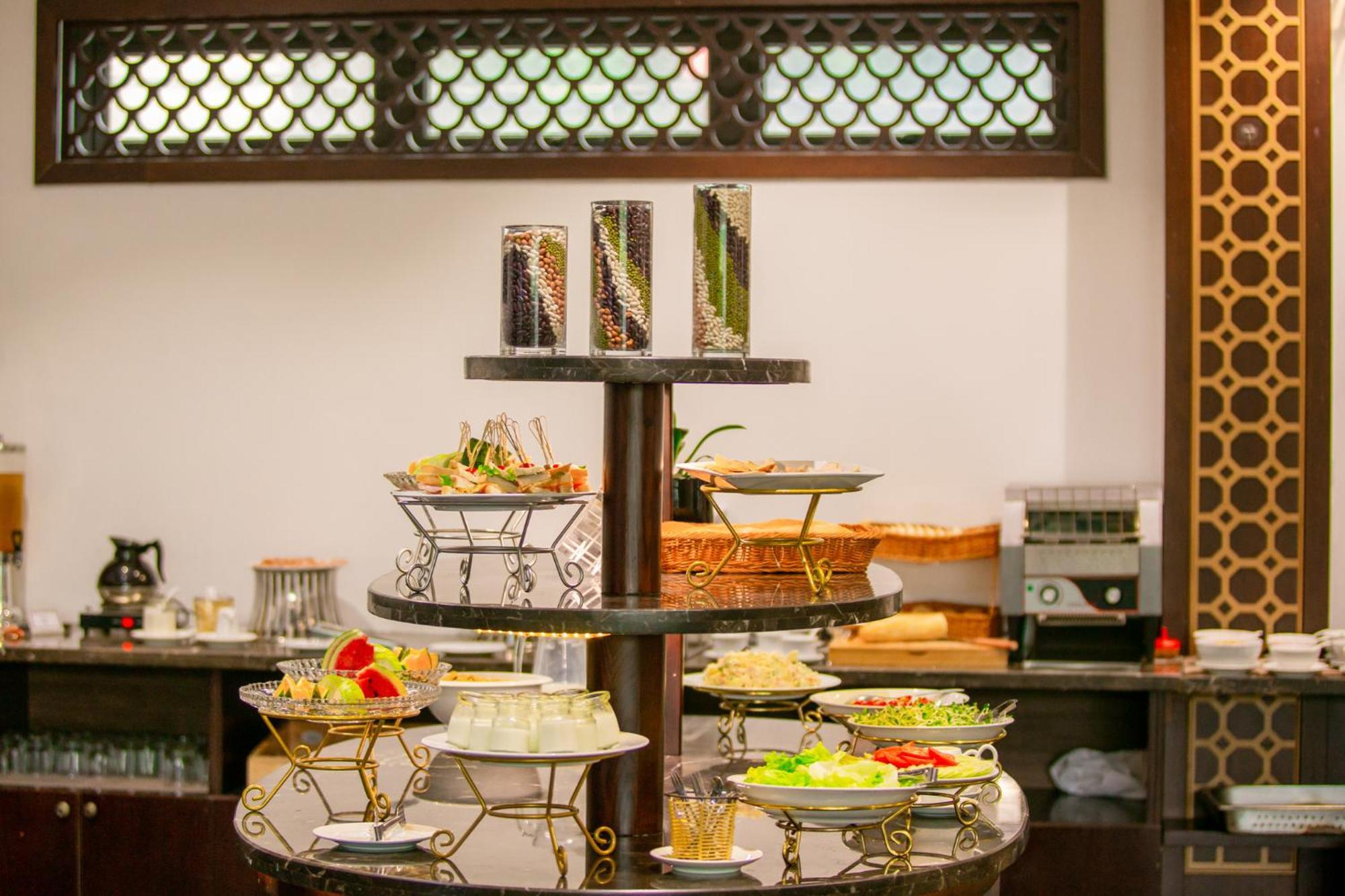 22Land Residence Hotel & Spa Hanoi Buitenkant foto